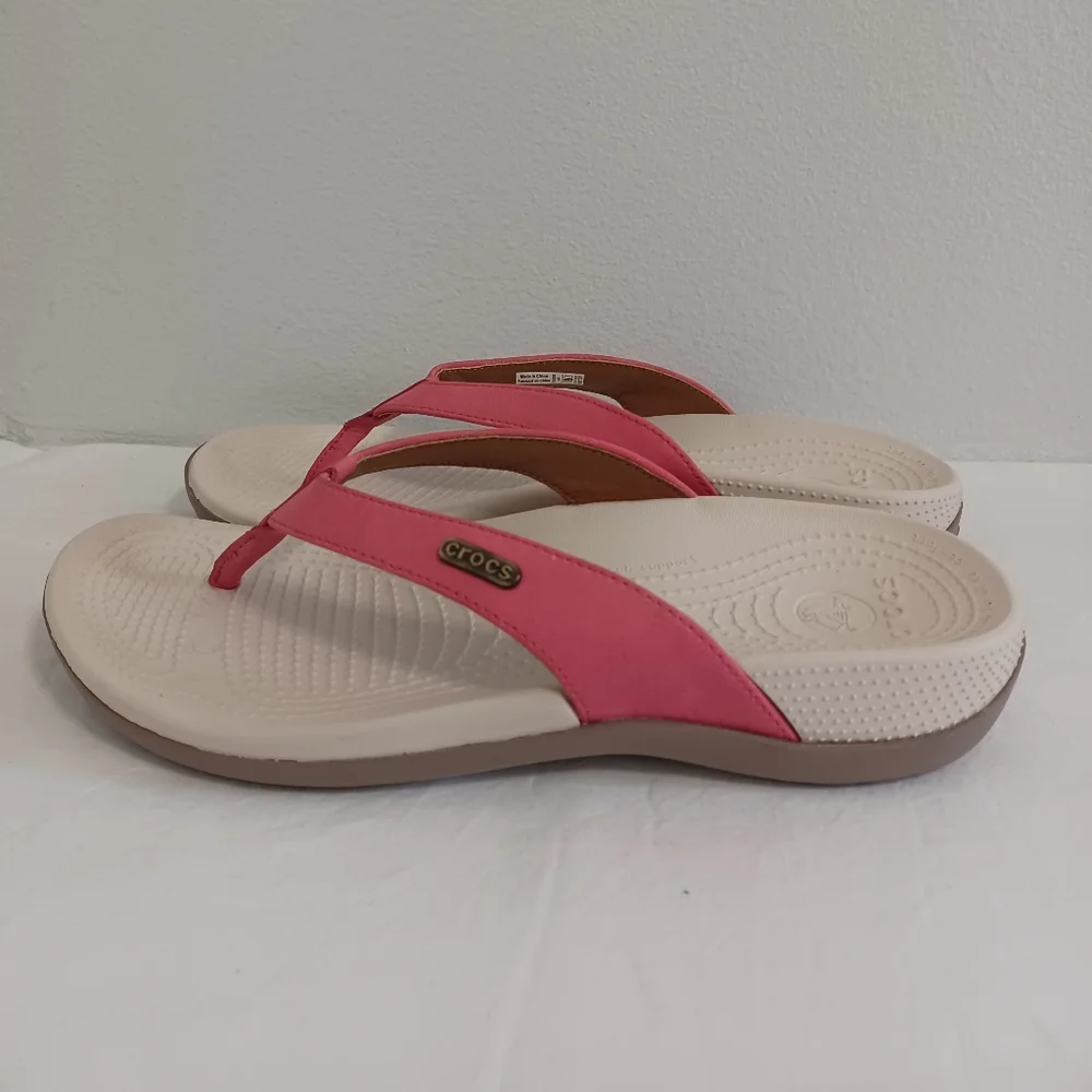 Crocs thong flip-flop sandals coral/cream size 9w Women’s - Picture 6 of 9